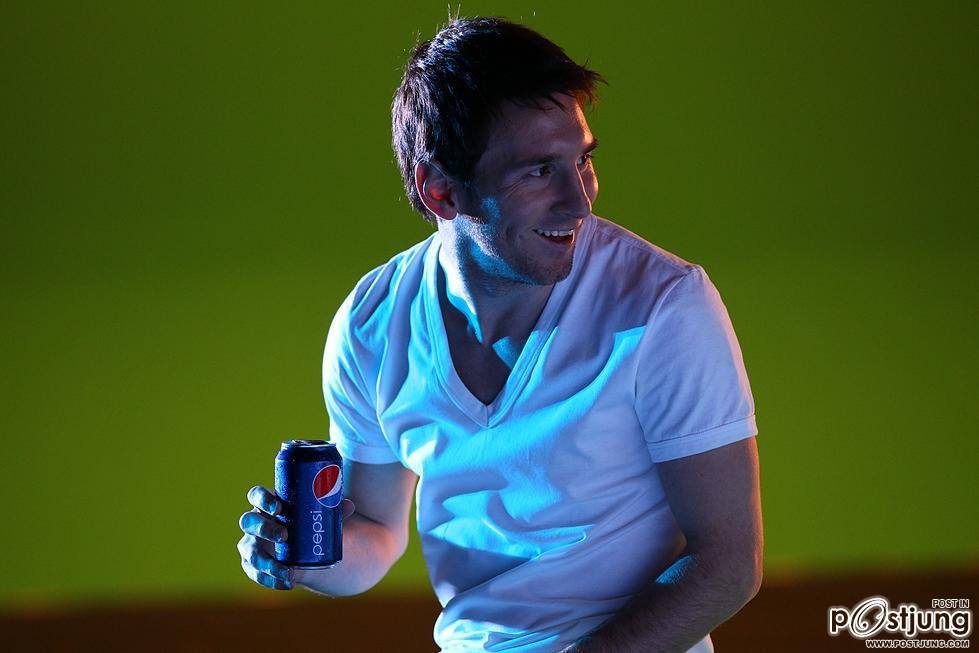 lionel messi pepsi 2012