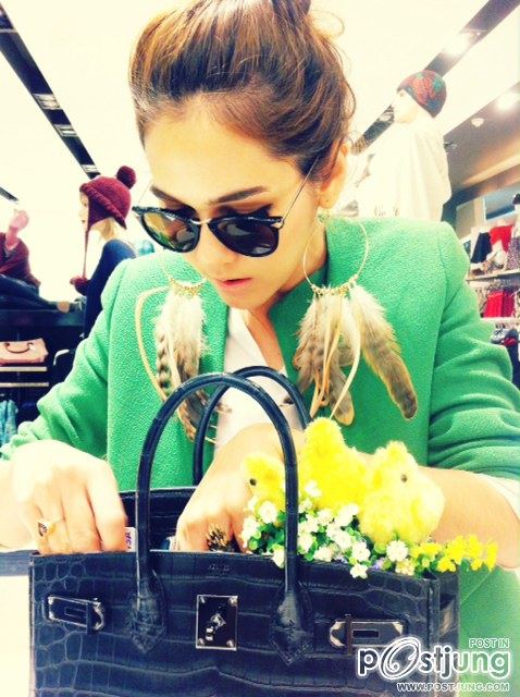 ชมพู่ ไม่ใส่คอนแทคก๊สวยค่ะ