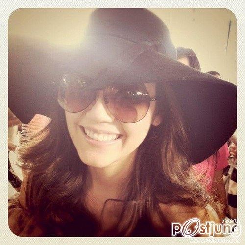 ชมพู่ ไม่ใส่คอนแทคก๊สวยค่ะ