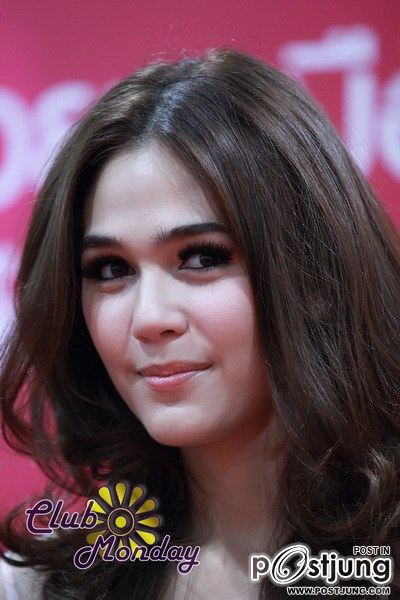 ชมพู่ ไม่ใส่คอนแทคก๊สวยค่ะ