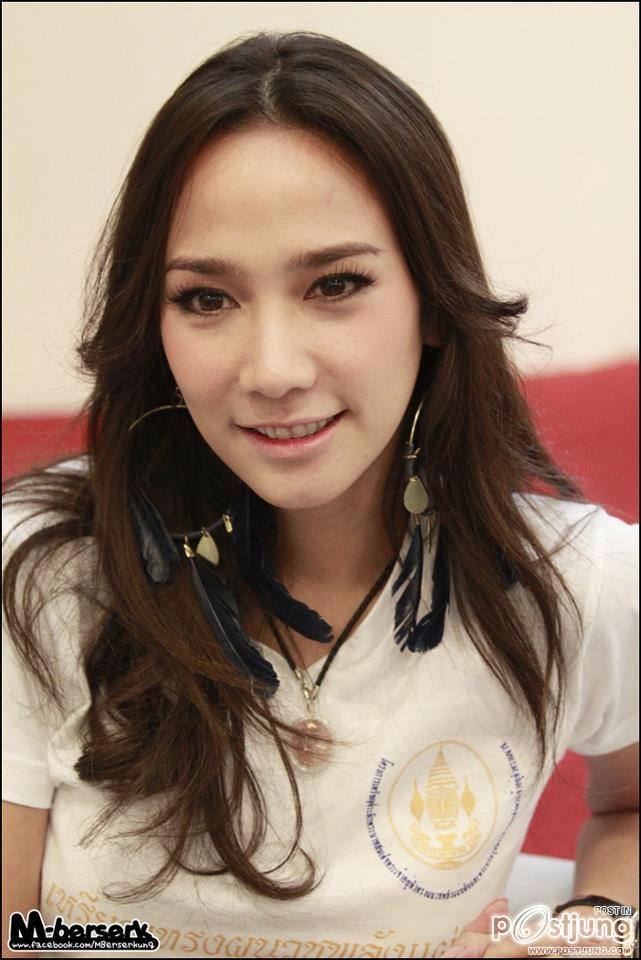 เเต่งหน้าเบาๆเเต่เริ่ดไม่เบาสไตส์"อั้ม พัชราภา"!!