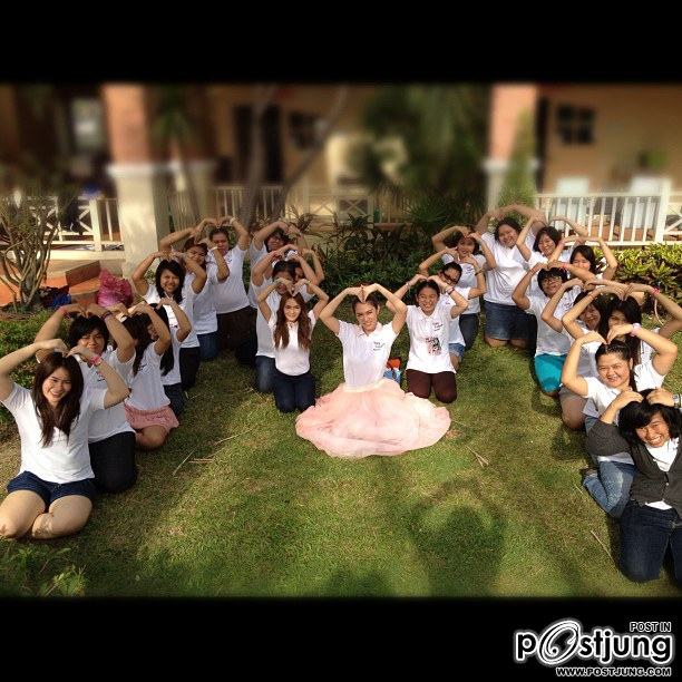 Pic ::  เมย์ เฟื่องอารมย์