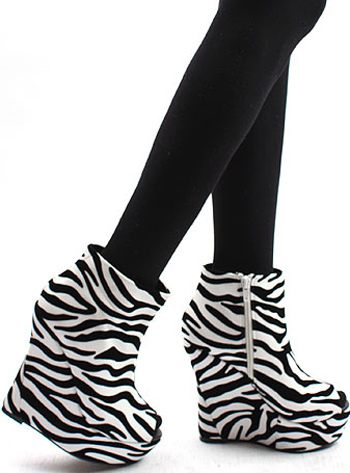 แฟชั่น รองเท้าส้นเตารีด สูง สวย มั่นใจ มาแรง