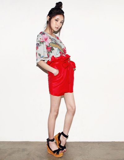 แฟชั่น รองเท้าส้นเตารีด สูง สวย มั่นใจ มาแรง