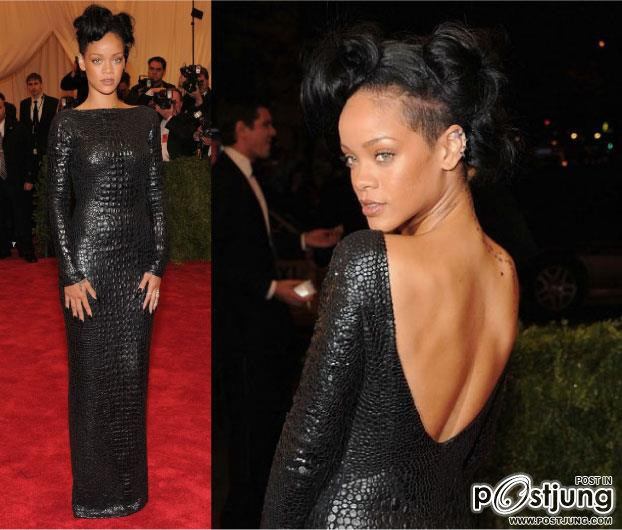 Rihanna ก็มา! วันนี้สวมเดรสดำแห