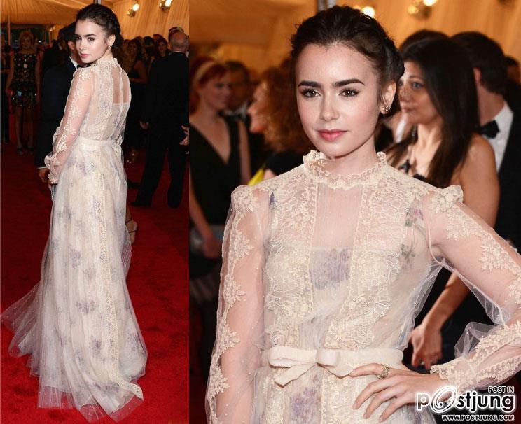 Lily Collins !