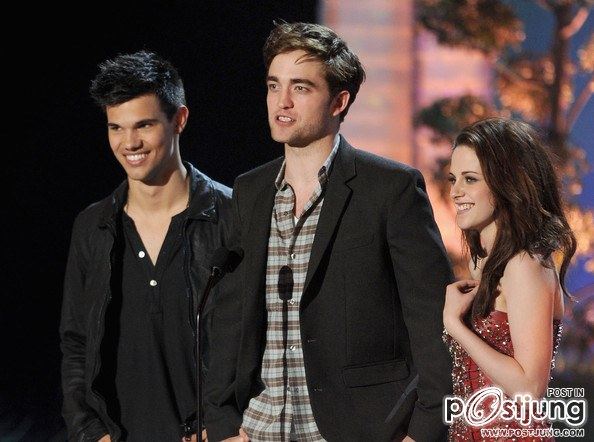 Kristen Stewart , Robert Pattinson , Taylor Lautner