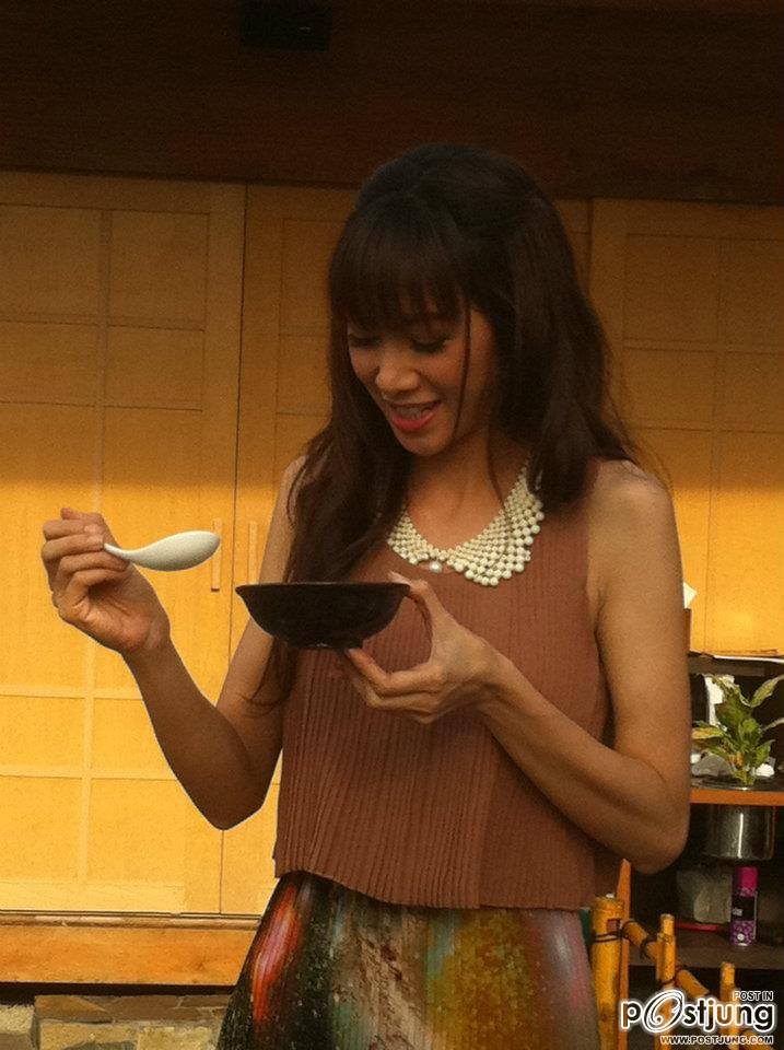 มาดูกันว่าผอมๆแบบ"ยุ้ย จีรนันท์"กินเก่งแค่ไหน555