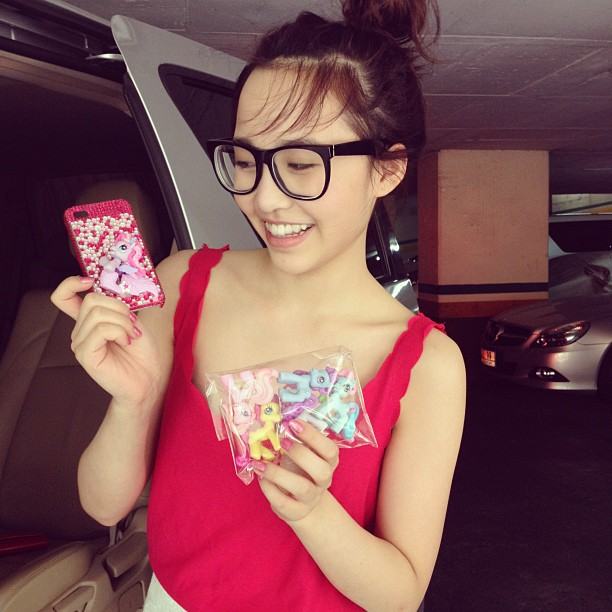 AB Queen สองสาวดูโอ้แซ่บซ่า เบอร์ล่าสุด จาก kamikaze