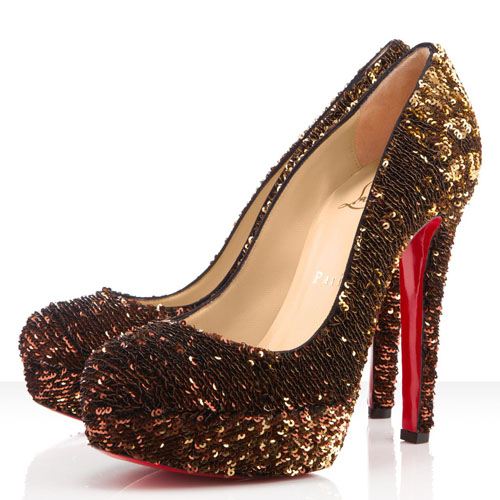 Christian Louboutin เพชรน้ำงามของเหล่า แฟชั่นนิสต้า และเซเลป ทั่วโลก