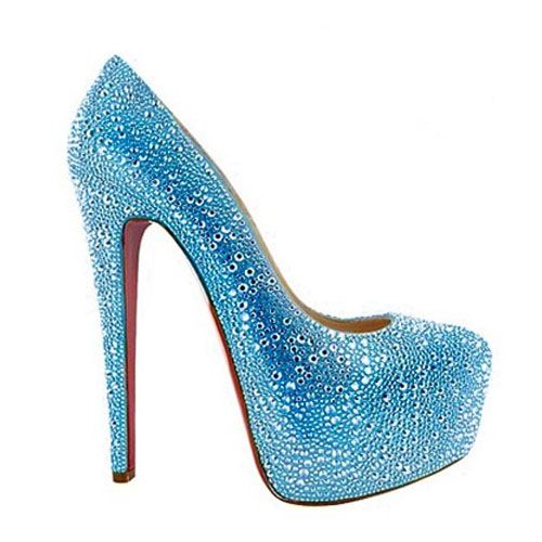 Christian Louboutin เพชรน้ำงามของเหล่า แฟชั่นนิสต้า และเซเลป ทั่วโลก