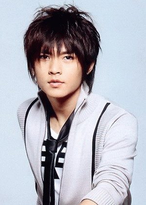 ผู้ชายจากประเทศที่ถูกจัดอันดับว่าหน้าตาดีกว่าไทย ^__^ยิ้ม