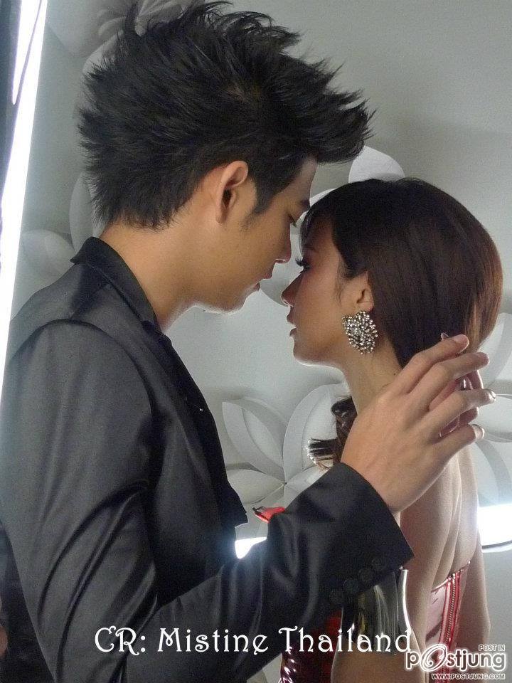 Aum &Porshe @Mistine  X sperm 3 in1  eye makeup!!