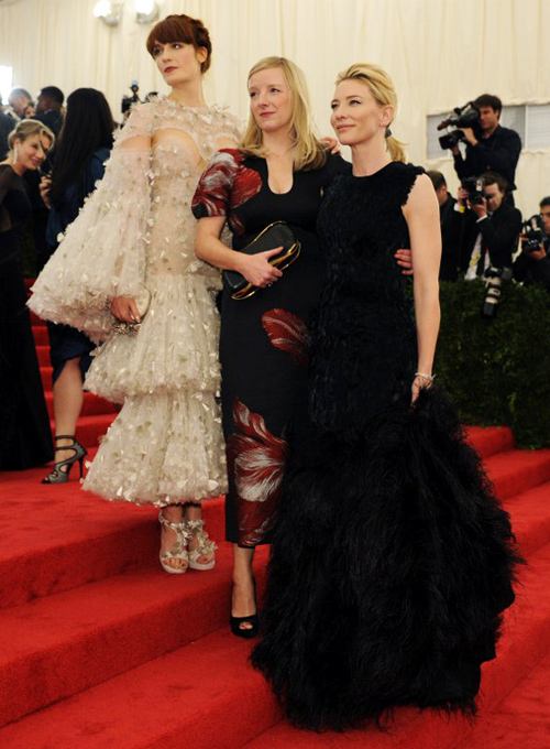 แฟชั่น แซ่บ ๆ ของเหล่าคนดัง ในงาน Met Gala 2012