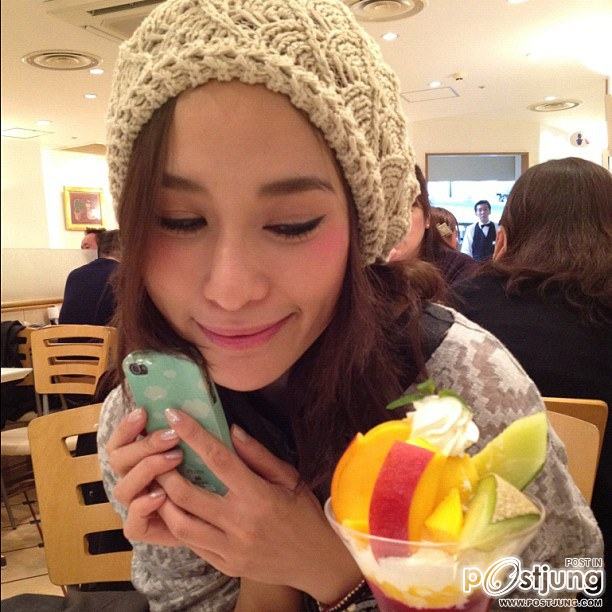 พลอย ผมสั้นน่ารักจัง