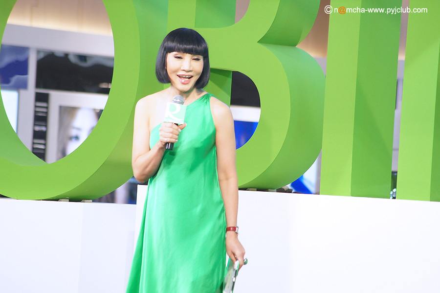 [ภาพ].......ดารางาน Grand Opening Robinson MEGA BANGNA