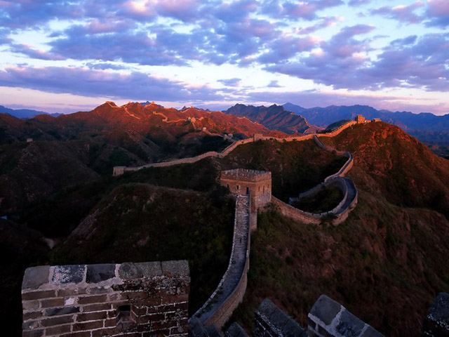 กำแพงเมืองจีนสิ่งประดิษฐ์หนึ่งเดียวของมนุษย์ที่เห็นจากภาพถ่ายดาวเทียม