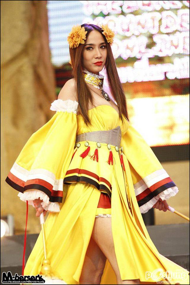 "อั้ม พัชราภา"@oishi cosplay