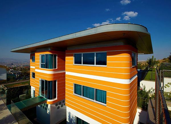 บ้านสีส้มในประเทศตุรกี