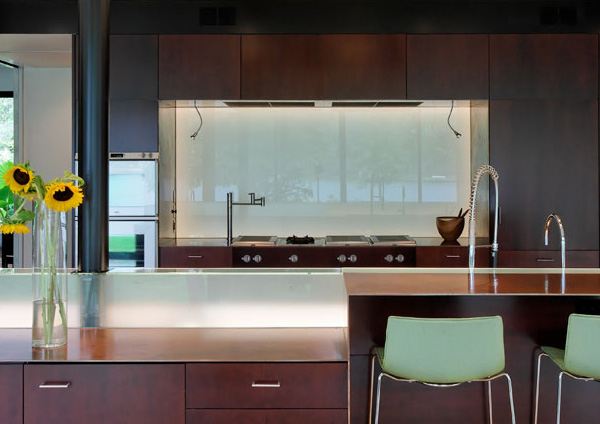 Luxury Lake House Design on Lake Austin, Texas comes with amazing interiors ...