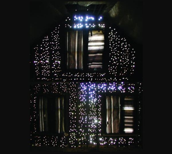 Hole House by Hutchison & Maul Architecture - Holier Than Thou