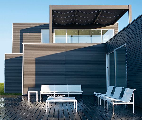 Modern Prefabricated Home Showcases High-End Furniture from B&B Italia!