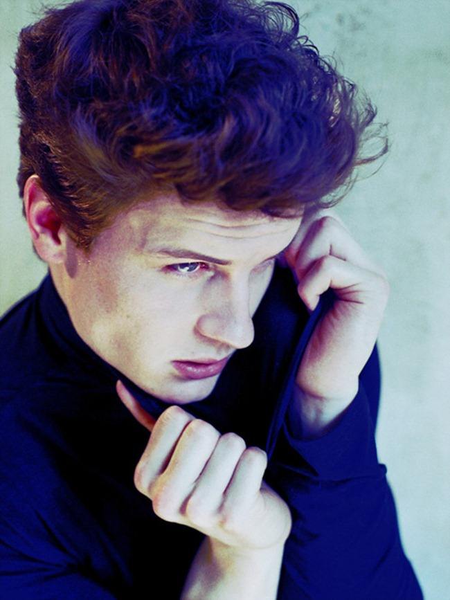 MASCULINE DOSAGE: ZACHARY DINSMORE BY PHOTOGRAPHER JOSEPH BLEU