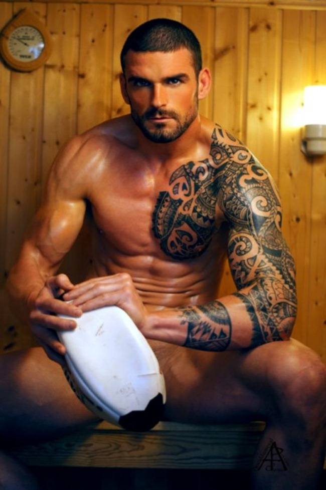 MASCULINE DOSAGE: STURART REARDON BY PHOTOGRAPHER PASCAL D AMEYAL