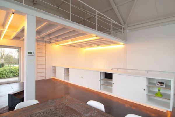 Modern Eco Home - a Livable Sustainable Greenhouse in Belgium