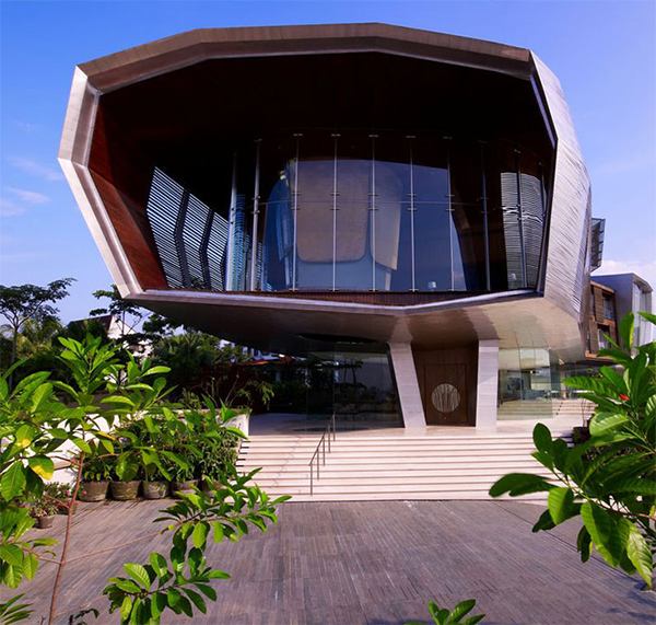 อลังการงานสร้าง บ้าน!!! Luxury House - modern design by French architects will fascinate you!