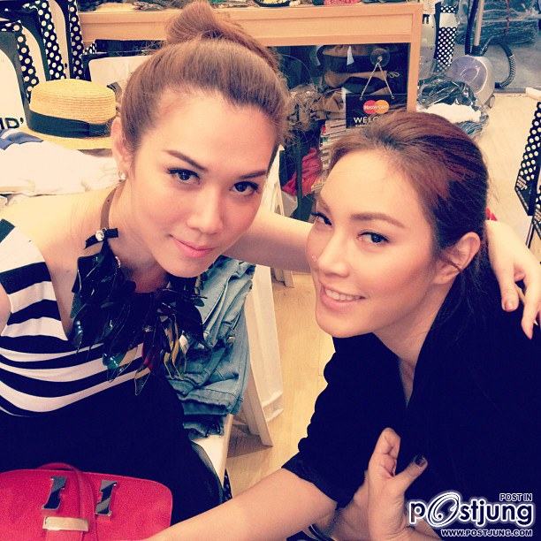 เมย์ เพื่อนซี้ อั้ม สวยแซ่บพอกัน