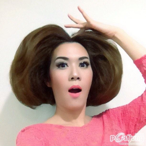 เมย์ เพื่อนซี้ อั้ม สวยแซ่บพอกัน