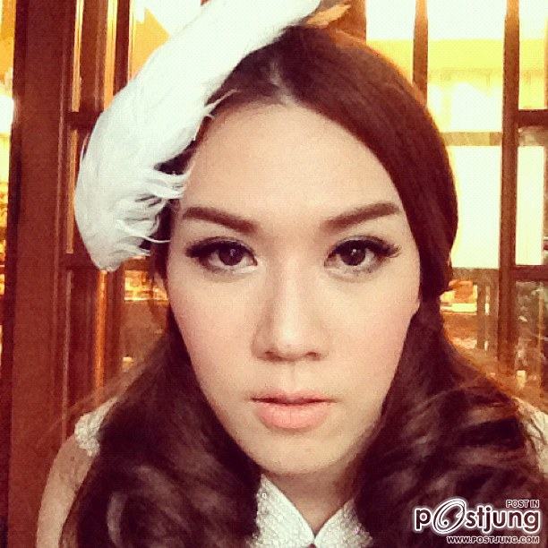 เมย์ เพื่อนซี้ อั้ม สวยแซ่บพอกัน