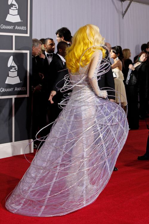 แฟชั่น หลุดโลก สไตล์ Lady Gaga