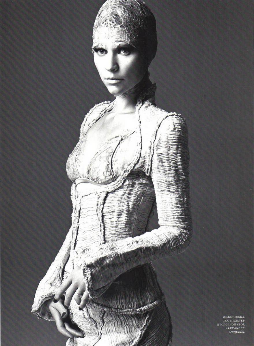 Claire Danes @ Harper&rsquo;s Bazaar Russia June 2012