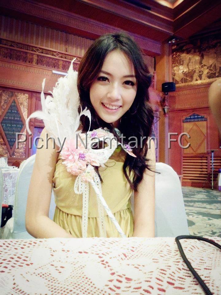 นางเอกโฆษณาน้ำดื่มคริสตัล(ภาค2)