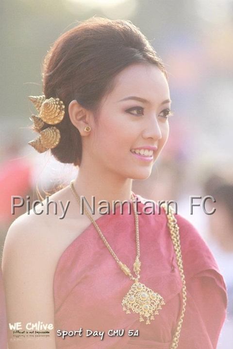 นางเอกโฆษณาน้ำดื่มคริสตัล(ภาค2)