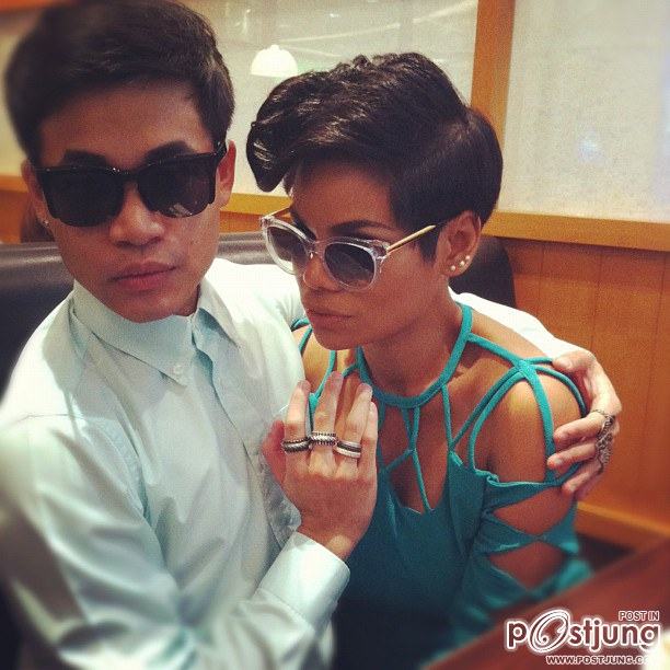 โอปอล์  โพสต์ท่ามั่นๆอีกแล้ว