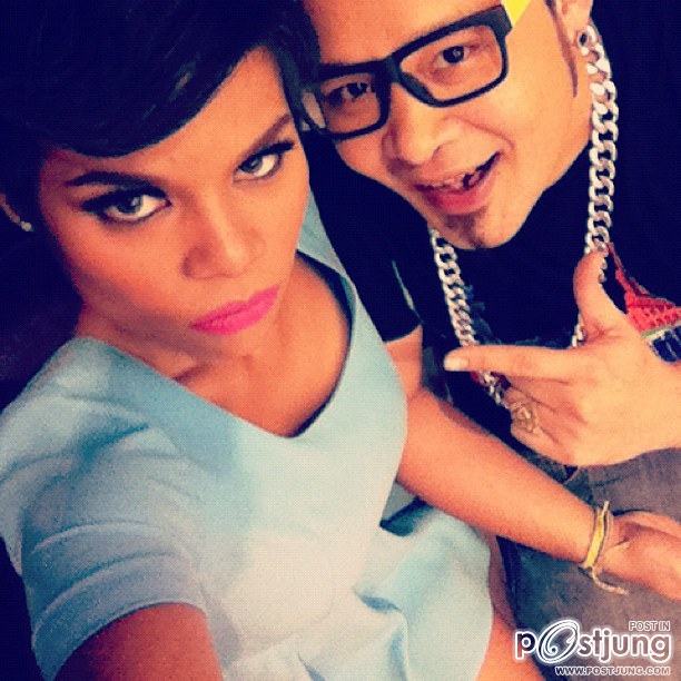 โอปอล์  โพสต์ท่ามั่นๆอีกแล้ว