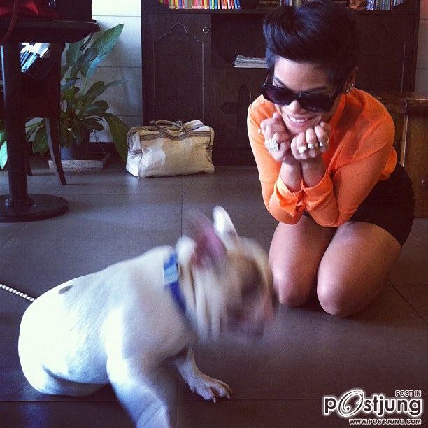 โอปอล์  โพสต์ท่ามั่นๆอีกแล้ว