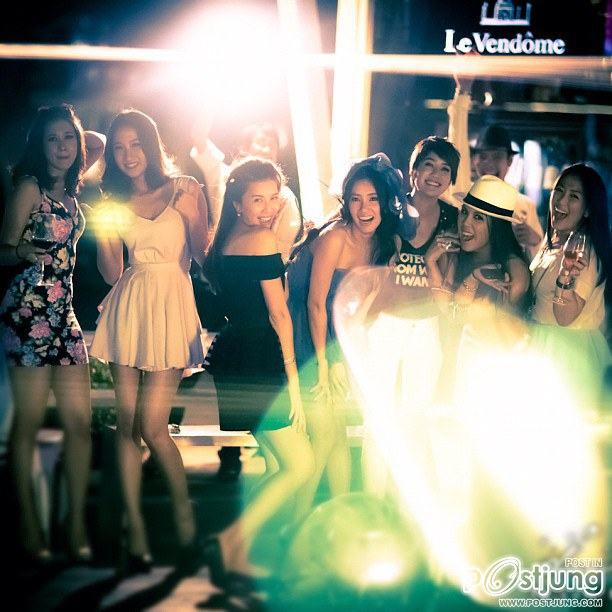 นุ่น วรนุช ฉลองแต่งงานครบ 2 ปี แล้วจ้า