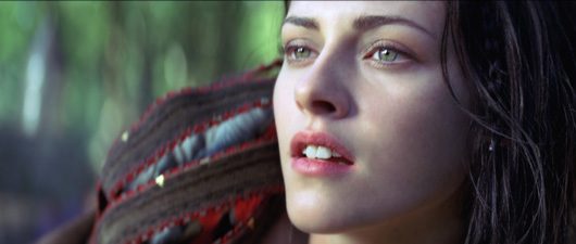หนังใหม่ Snow White And The Huntsman
