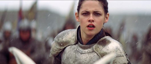 หนังใหม่ Snow White And The Huntsman