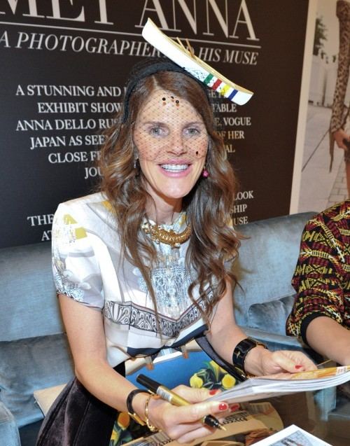 Anna Della Russo ผู้หญิงที่ชมพู่ ยกให้เป็นแฟชั่นไอค่อนของเธอ