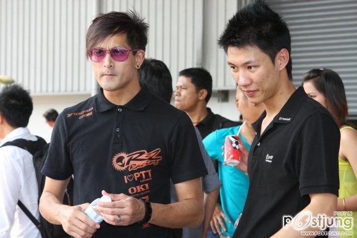 พีท ทองเจือ