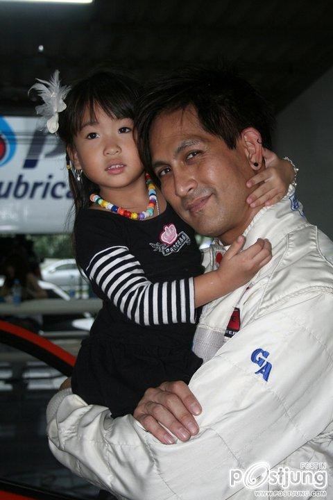 พีท ทองเจือ