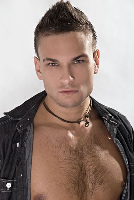 MASCULINE DOSAGE: CHUCK BY PHOTOGRAPHER THOMAS SYNNAMON