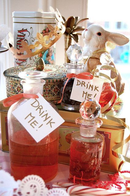 คนรัก alice in wonderland