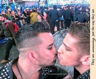 Mark&Jeremy คู่หนุ่มแดนเซอร์ของLady GaGa