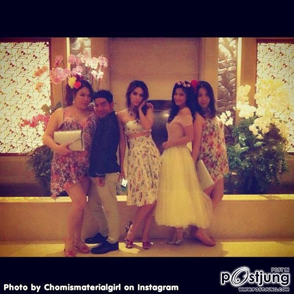 ชมพู่งานแต่ง ป๋อ ณัฐวุฒิ'-'เอ๋ พรทิพย์'